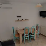 Apartment Mony