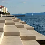 Mony * Zadar